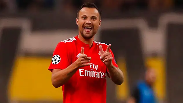Haris Seferovic, Galatasaray için geliyor