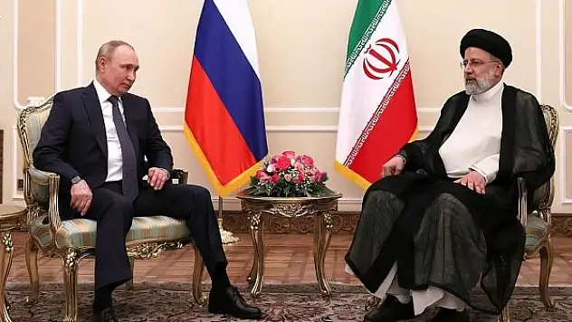 Putin ve Reisi'den üçlü zirve öncesi görüşme