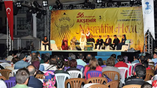 Akşehir'de tiyatro gecesi