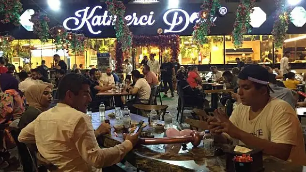 Tatlı videosu Tarkan'ın 'Geççek' klibini ikiye katladı