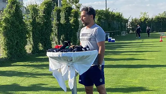 Konyaspor teknik direktörü İlhan Palut, 'İyi bir ekibe karşı oynayacağız'