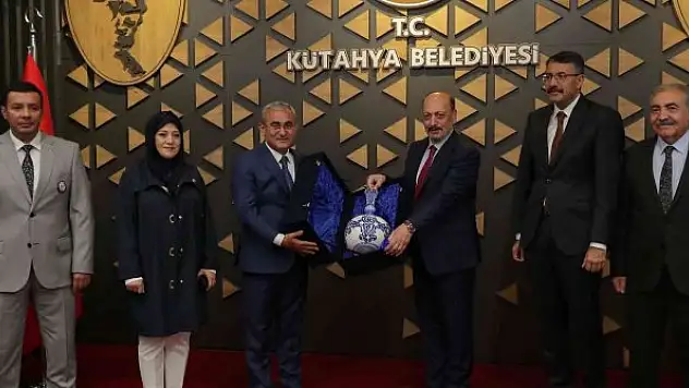 Bakan Bilgin'den Başkan Alim Işık'a ziyaret