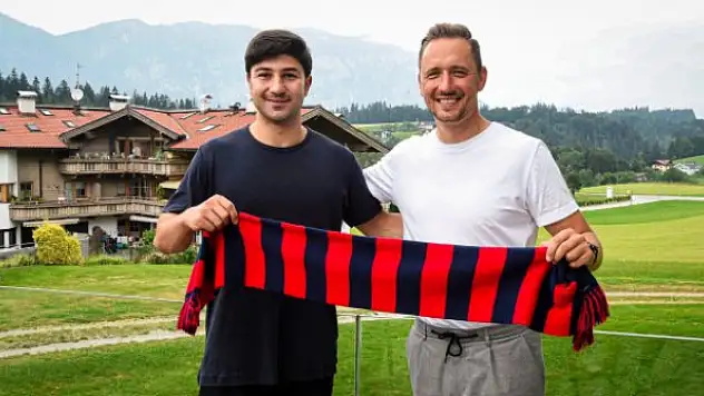 Güven Yalçın Genoa'da