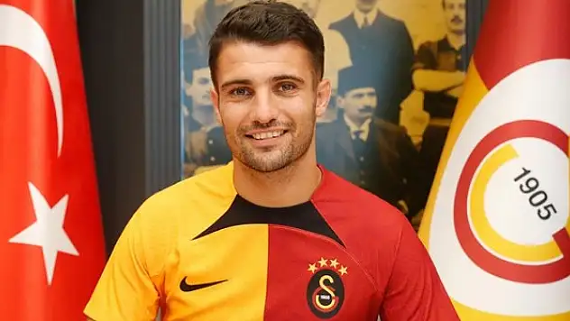 Galatasaray, Leo Dubois ile 3 yıllık sözleşme imzaladı