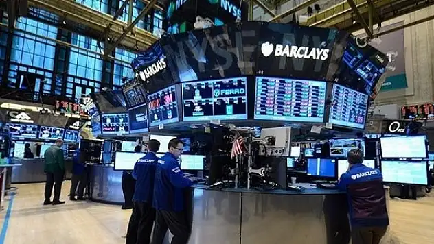 Küresel piyasalar yoğun veri gündemine odaklandı