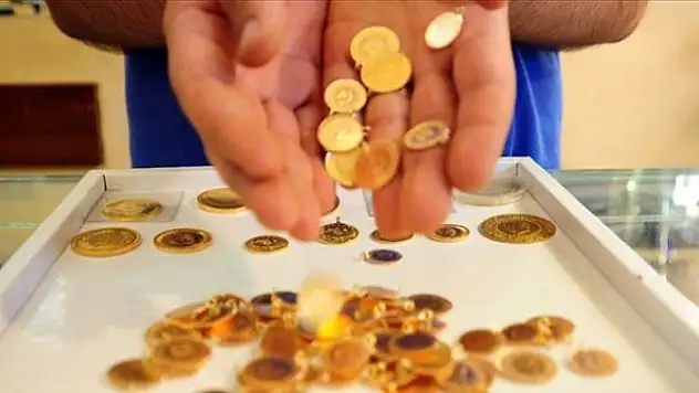 Altının gram fiyatı 980 lira seviyesinden işlem görüyor