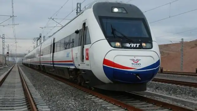 Ankara-Kayseri arası 2 saate düşüyor