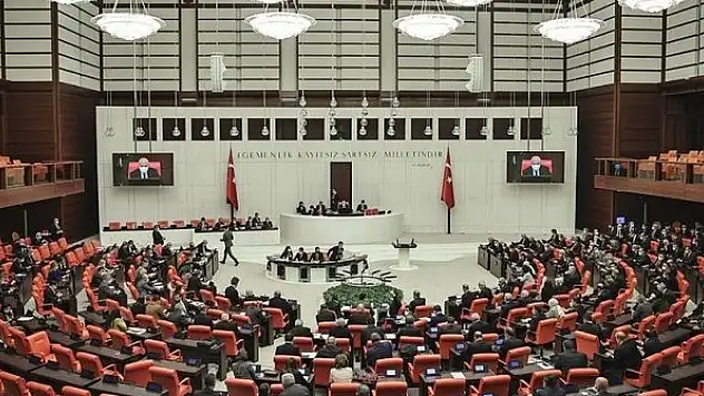 Meclis, yoğun mesai yaptı