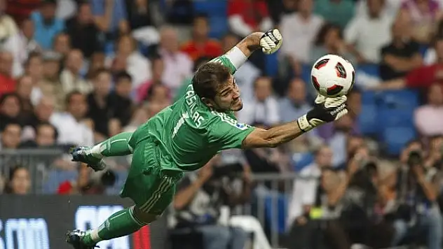 Iker Casillas, Antalya'ya geliyor