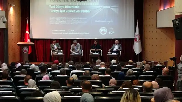 Cumhurbaşkanı Başdanışmanı Uçum: 'Çok kutuplu dünyaya gidiş' diye bir algı var