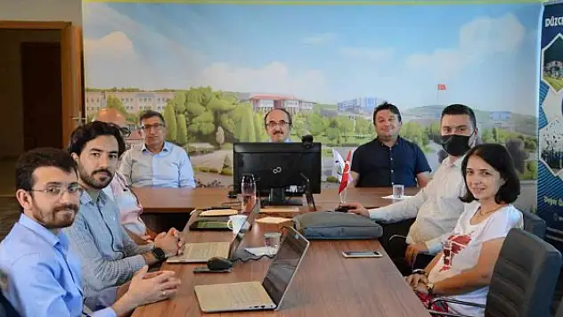 Sanal fuarda uluslararası öğrenciler bilgilendirildi