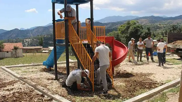 İlçelere yeni oyun parkları kazandırılıyor