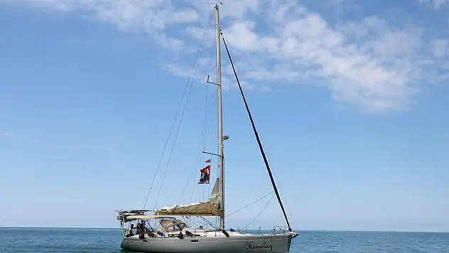 22 yelkenli yat Rize'ye geldi