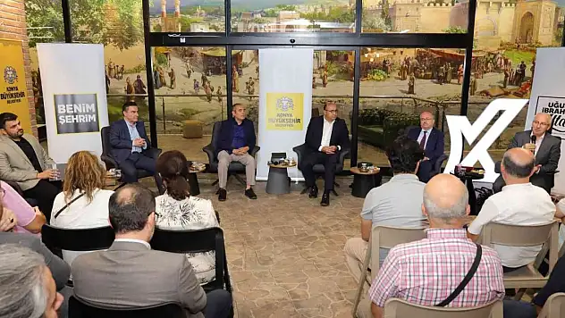 KAPSÜL'de Türkiye'nin dış politikası konuşuldu