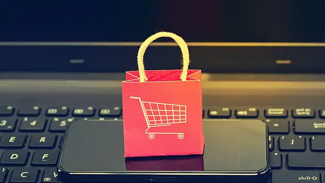 Türkiye'de e-ticaret bir yılda yüzde 69 büyüdü