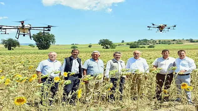 Tırtılla mücadelede kazanan çiftçi oldu