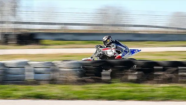 Can Öncü ve Bahattin Sofuoğlu Çekya'da yarışacak
