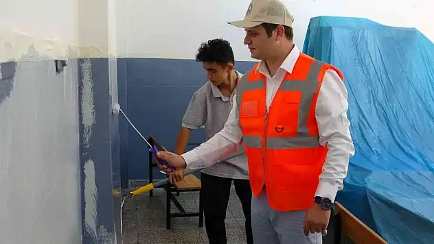 Muğla'daki okulların güçlendirme çalışmasını Meslek lisesi öğrencileri yapıyor