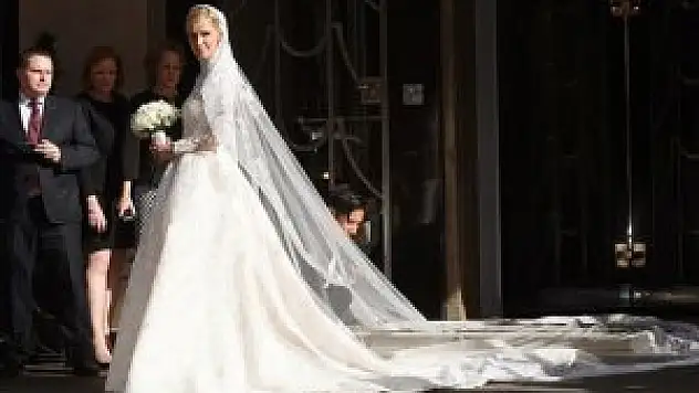 Nicky Hilton evlendi