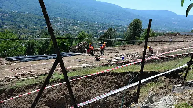 İnşaat çalışmaları sırasında zeminin kaydığı iddiası