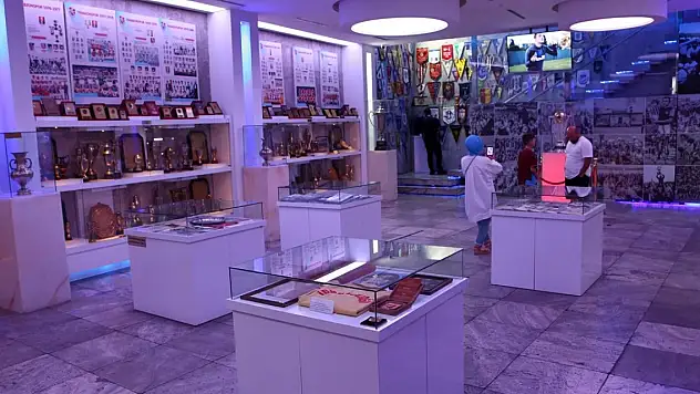 Şampiyonluk kupasına bir ayda 80 bin ziyaretçi