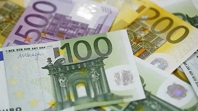 Serbest piyasada döviz açılış fiyatları (6 Şubat 2025)