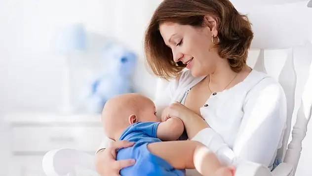 Anne sütü bebeklerde hastalık riskini azaltıyor