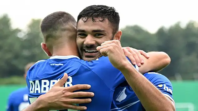 Ozan Kabak golle başladı