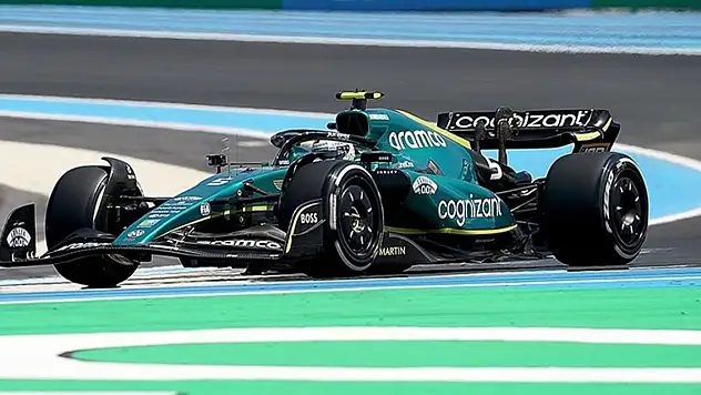 Vettel'in yeri doluyor