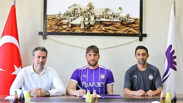 Anıl Atağ, Afyonspor'la sözleşme yeniledi