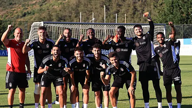 Beşiktaş'ta yeni transfer Masuaku ilk antrenmanına çıktı