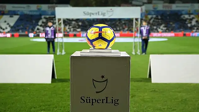 Süper Lig'in rekorları, ilkleri