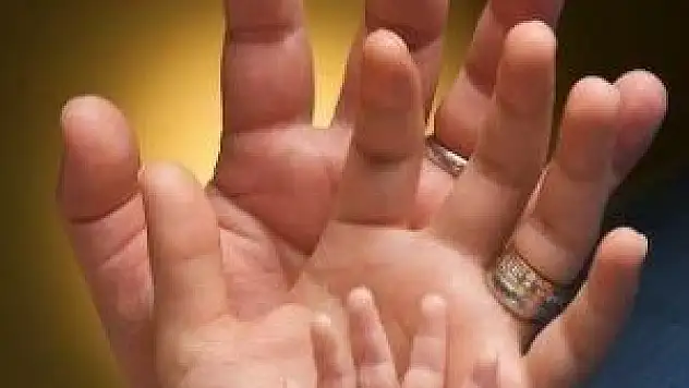 Yaşlandığınızı ele veren bölge