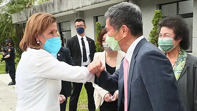 Pelosi, tartışmalı Tayvan ziyaretini noktaladı