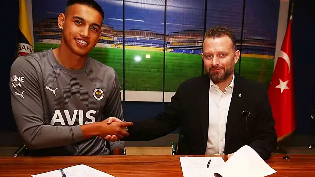 Fenerbahçe, İrfan Can Eğribayat'ı kiraladı