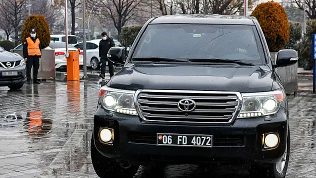 Melih Gökçek'in belediyeye iade ettiği zırhlı cip satıldı