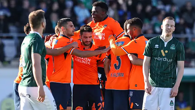 Başakşehir İstanbul'a galibiyetle döndü