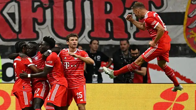 Son şampiyon Bayern Münih sezona farkla başladı