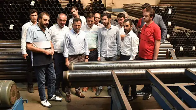AK Parti Karatay Teşkilatı sanayicilerle buluştu