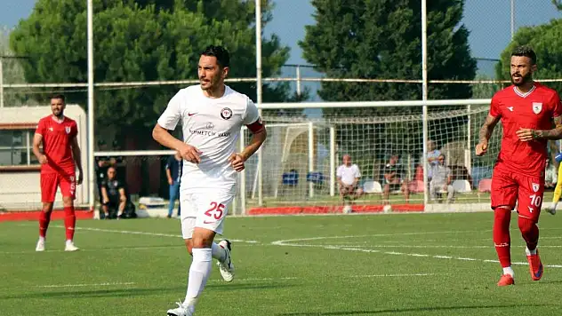 Hem sahibi, hem kaptanı, hem de futbolcusu