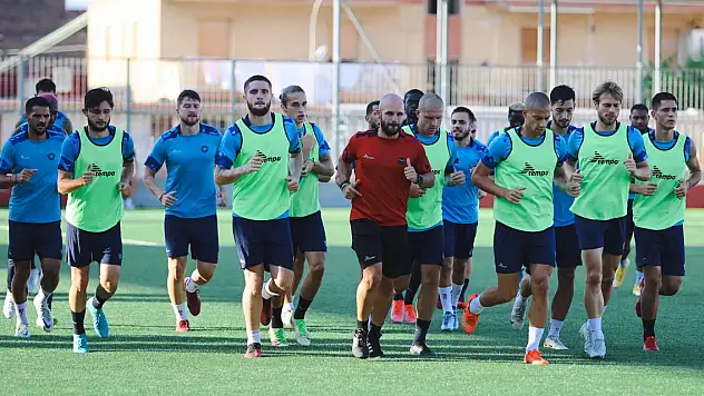 Adana Demirspor'da futbolcuların yeni sezon forma numaraları belli oldu