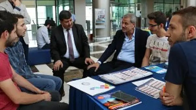 Karatay Üniversitesi'ne destek sürüyor