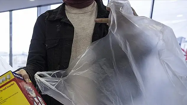 Plastik poşetten 3,5 yılda 3,8 milyar lira tasarruf edildi