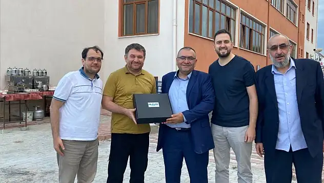 Mutlu ile Kayahan aileleri dünür oldu