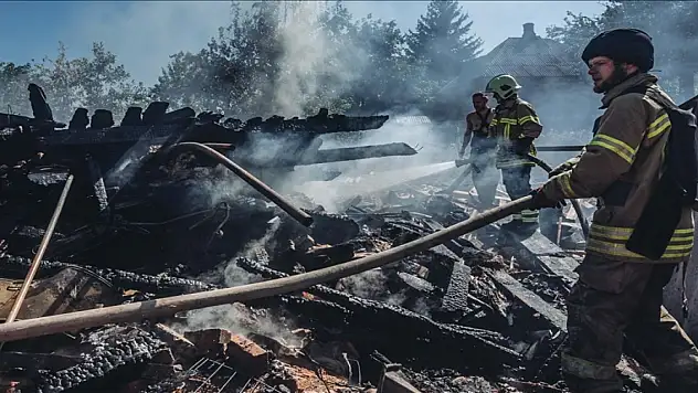 Zelenskiy: 'Kendimizi savunmak için silaha ihtiyacımız var'