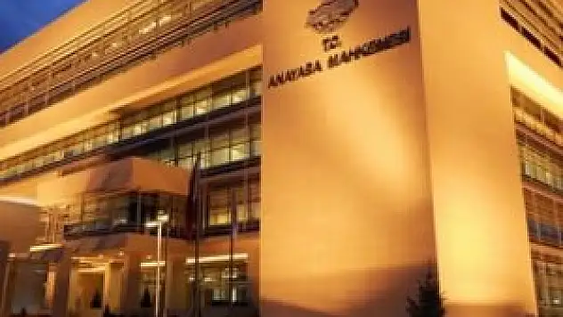 AYM'den flaş 'dershane' kararı!