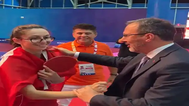 Altın madalyanın sahibi Özge Yılmaz oldu