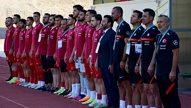 Türkiye futbolda Senegal'i 1-0 yendi