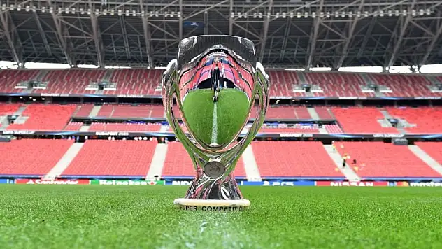 2022 UEFA Süper Kupa'yı kim kazanacak?