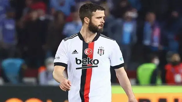 Miralem Pjanic, Beşiktaş taraftarını ikiye böldü